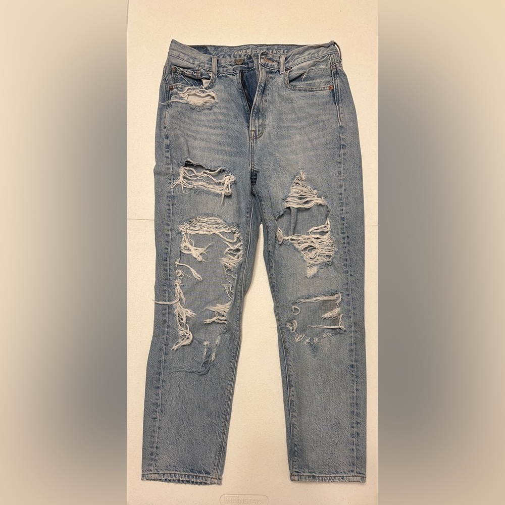 American Eagle Outfitters Highest Rise Mom Jeans - Size 4 - Short